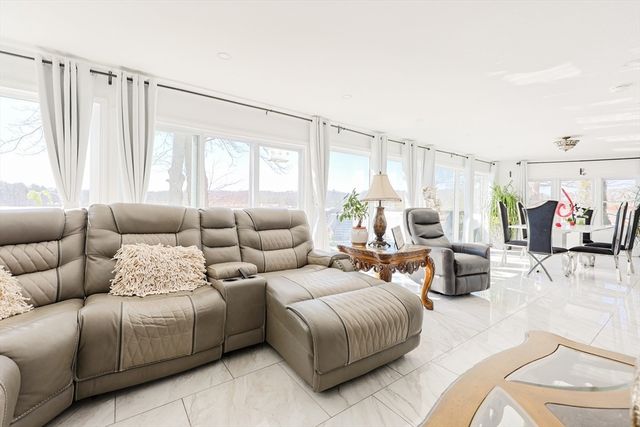 207 White Pond Road, Lancaster, MA 01523