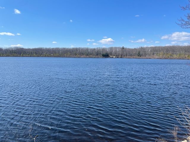 207 White Pond Road, Lancaster, MA 01523