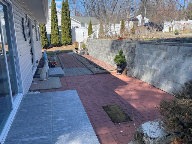 207 White Pond Road, Lancaster, MA 01523