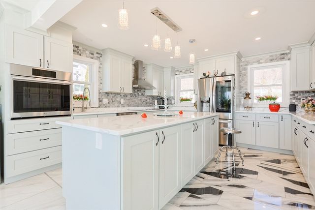 207 White Pond Road, Lancaster, MA 01523