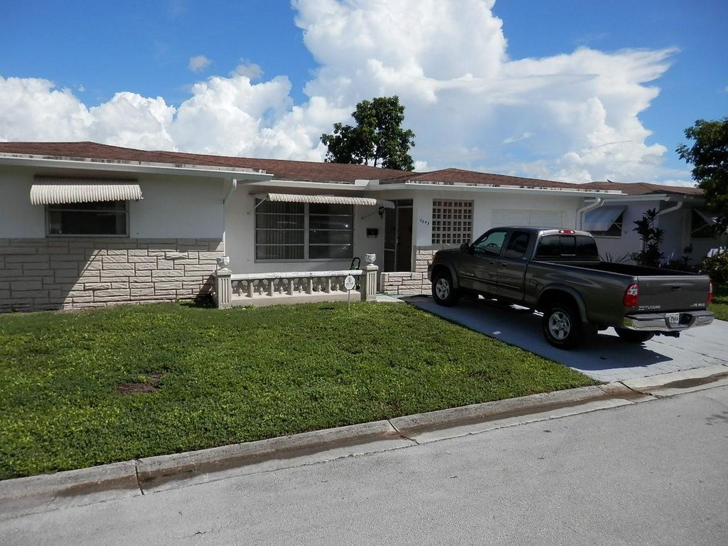 6845 NW 9th Ct, Margate, FL 33063