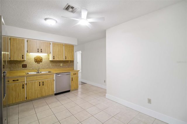 1028 LILLIAN STREET, Venice, FL 34285