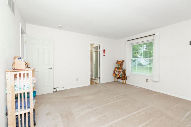 18303 Crownhill Drive, South Bend, IN 46637