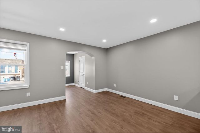 6728 GUYER AVE, Philadelphia, PA 19142