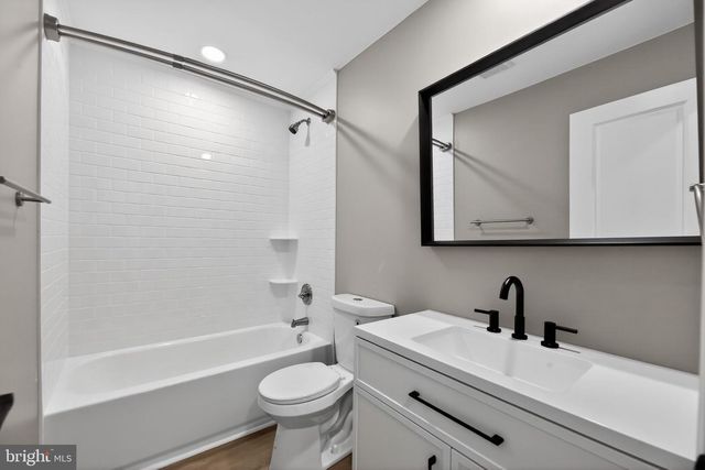 6728 GUYER AVE, Philadelphia, PA 19142