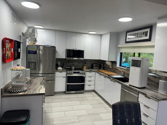 7362 Woodmont Court, Boca Raton, FL 33434