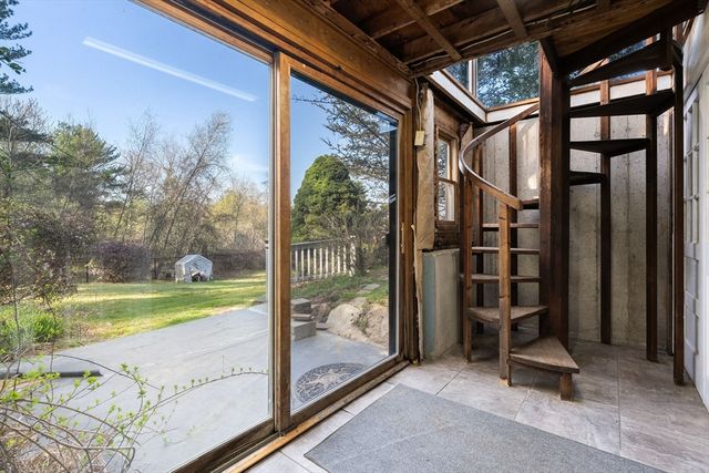 1 Franklin Place, Duxbury, MA 02332