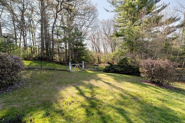 1 Franklin Place, Duxbury, MA 02332