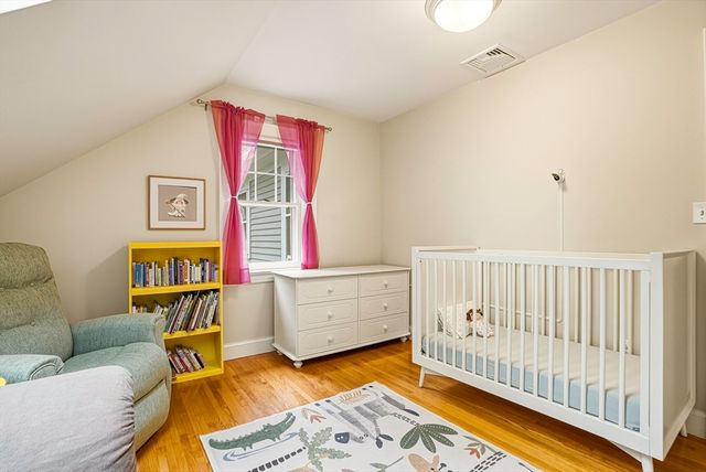 26 Leach Ln, Natick, MA 01760