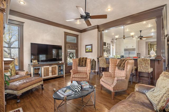 615 S Fannin Ave., Tyler, TX 75701