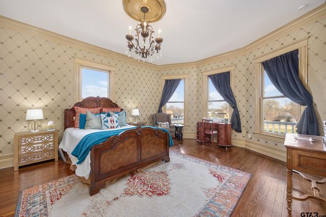 615 S Fannin Ave., Tyler, TX 75701
