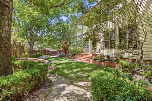 615 S Fannin Ave., Tyler, TX 75701