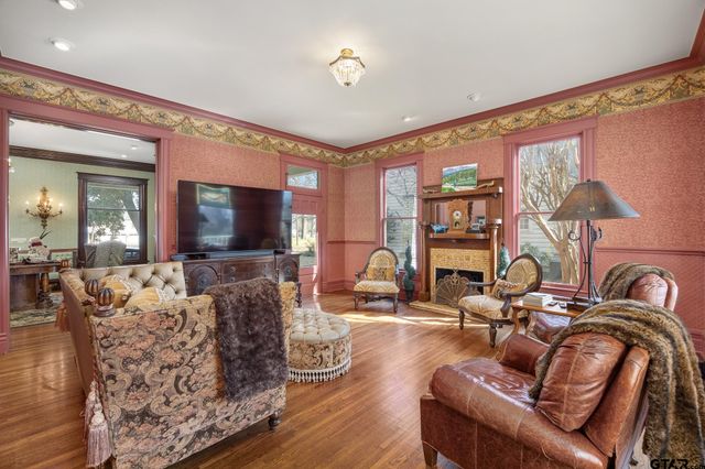 615 S Fannin Ave., Tyler, TX 75701