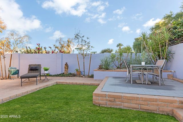 2511 E OREGON Avenue, Phoenix, AZ 85016