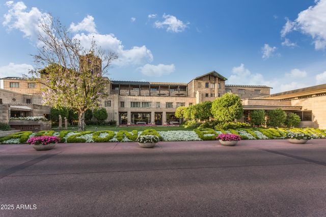 2511 E OREGON Avenue, Phoenix, AZ 85016