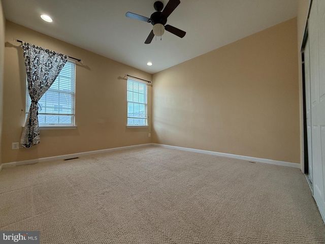 22949 FANSHAW SQ, Brambleton, VA 20148