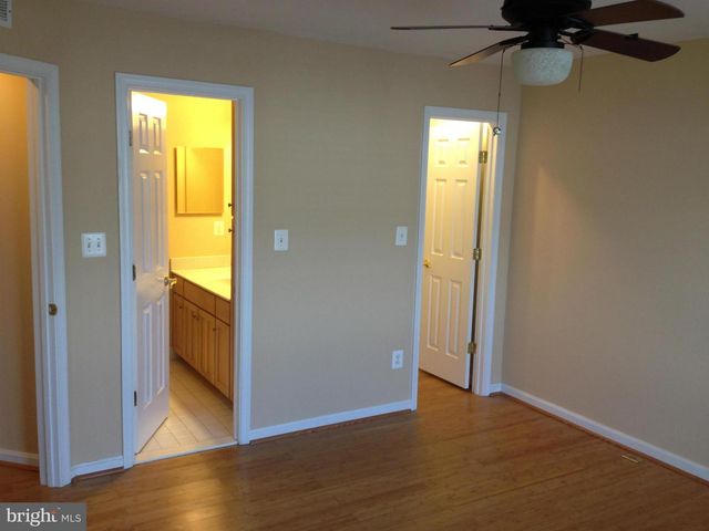 22949 FANSHAW SQ, Brambleton, VA 20148