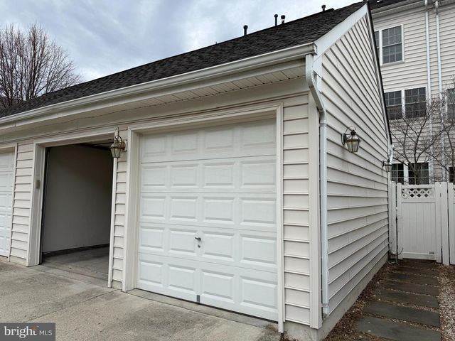 22949 FANSHAW SQ, Brambleton, VA 20148