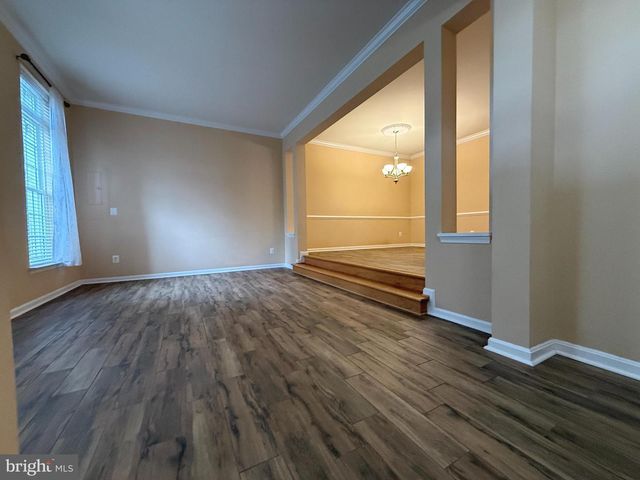 22949 FANSHAW SQ, Brambleton, VA 20148