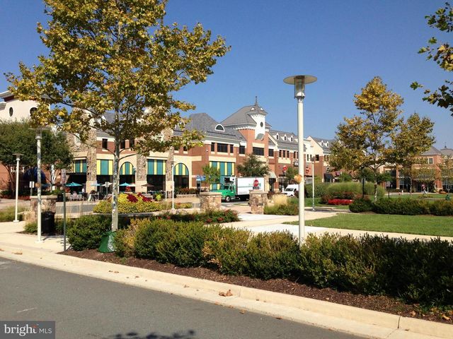 22949 FANSHAW SQ, Brambleton, VA 20148