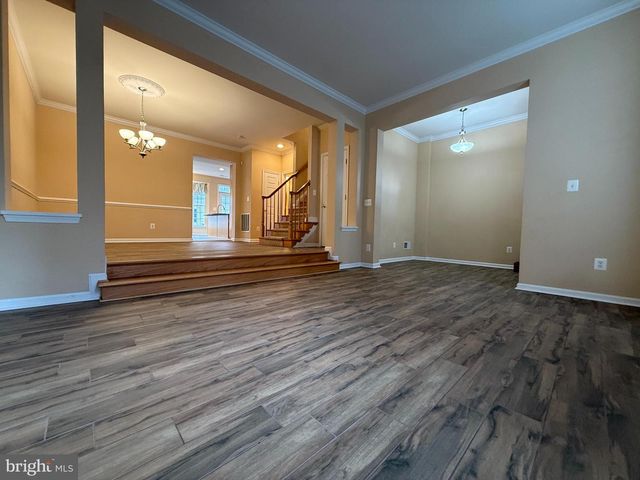 22949 FANSHAW SQ, Brambleton, VA 20148