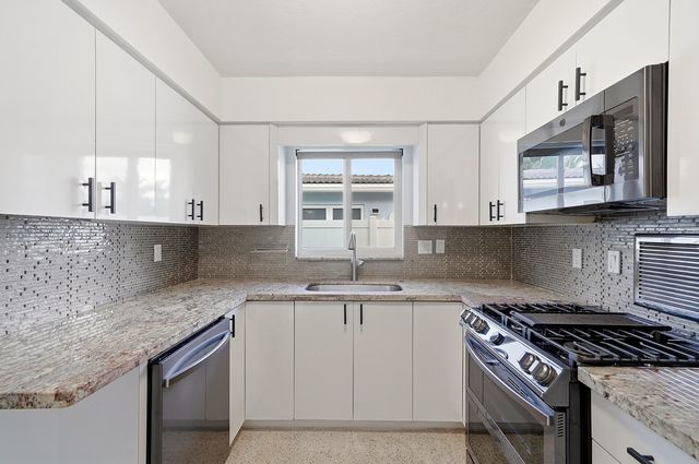 1985 Ocean Mist Drive, Lauderdale-By-The-Sea, Lauderdale By The Sea, FL 33062