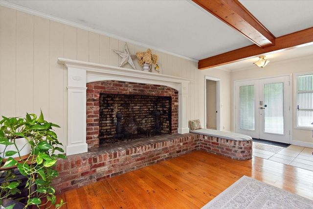 615 Narrows Rd, Shelbyville, TN 37160