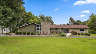 615 Narrows Rd, Shelbyville, TN 37160