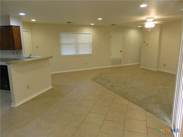 900 Boenig Street, Seguin, TX 78155