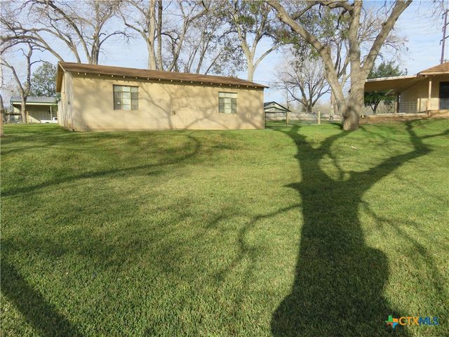 900 Boenig Street, Seguin, TX 78155