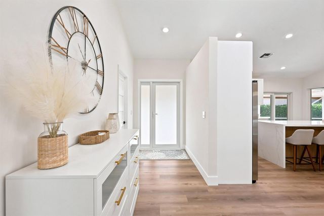 5212 Bodega Place, Delray Beach, FL 33484