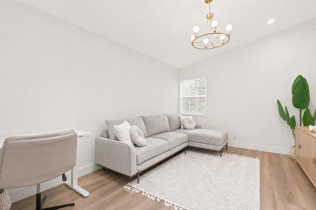 5212 Bodega Place, Delray Beach, FL 33484