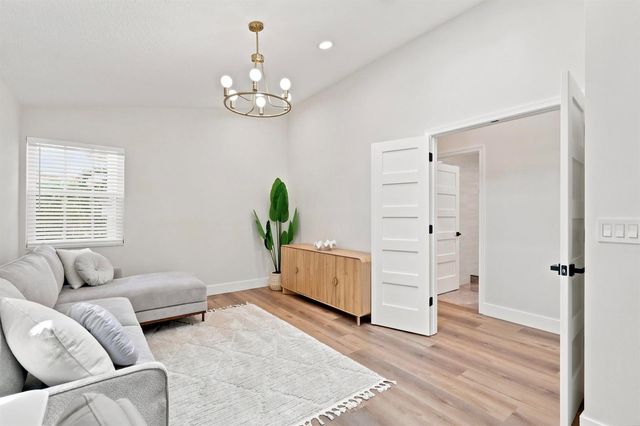 5212 Bodega Place, Delray Beach, FL 33484