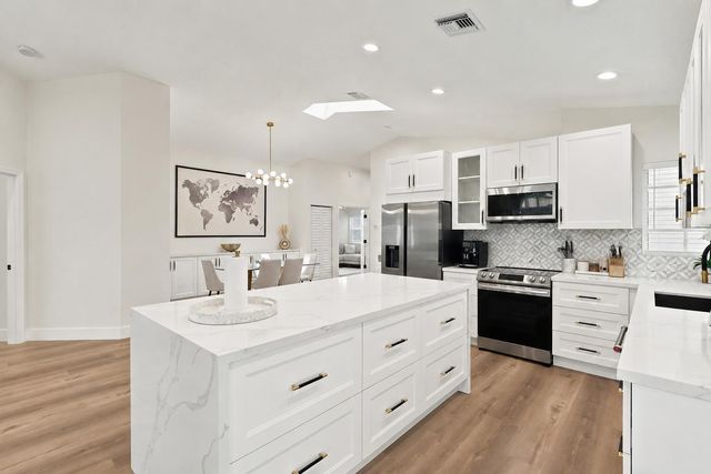 5212 Bodega Place, Delray Beach, FL 33484