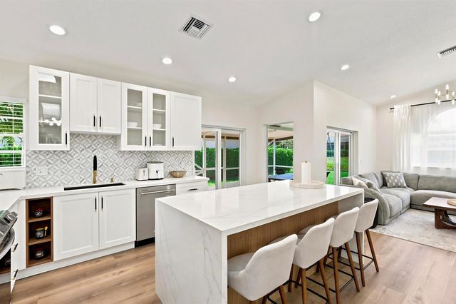 5212 Bodega Place, Delray Beach, FL 33484