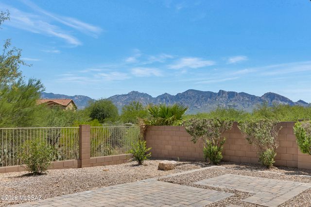 12810 N Dutch Drive, Tucson, AZ 85755