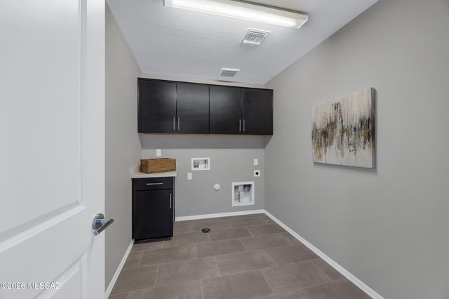 12810 N Dutch Drive, Tucson, AZ 85755
