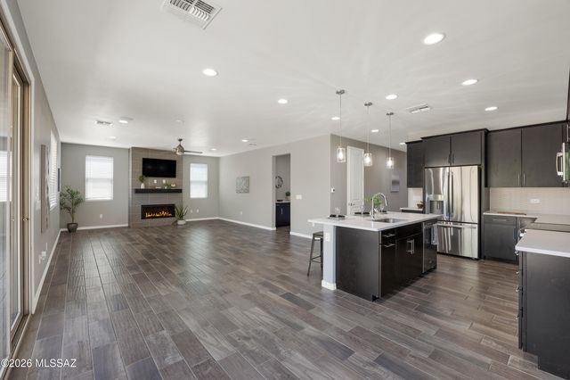 12810 N Dutch Drive, Tucson, AZ 85755