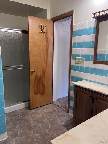 1702 Colorado Ave, La Junta, CO 81067