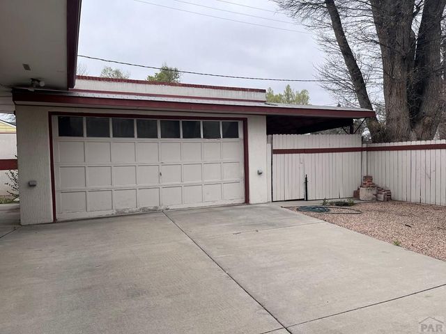 1702 Colorado Ave, La Junta, CO 81067