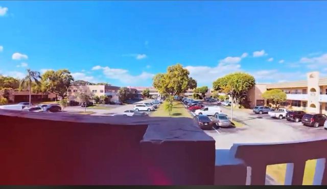 9101 Sunrise Lakes Blvd 203, Sunrise, FL 33322