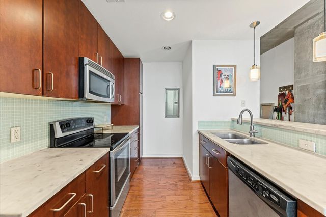 5925 Almeda Road 11315, Houston, TX 77004