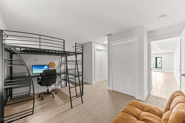 1890 Bald Eagle DR 400B, Naples, FL 34105