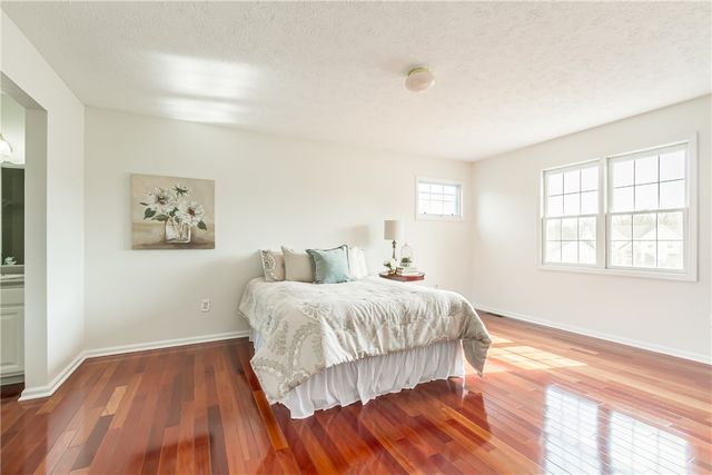 60 Eaglewood Circle, Pittsford, NY 14534