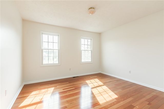 60 Eaglewood Circle, Pittsford, NY 14534