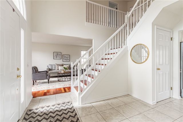 60 Eaglewood Circle, Pittsford, NY 14534