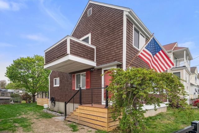 61 Edgewater Dr, Quincy, MA 02169
