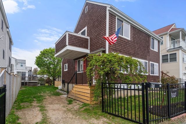 61 Edgewater Dr, Quincy, MA 02169