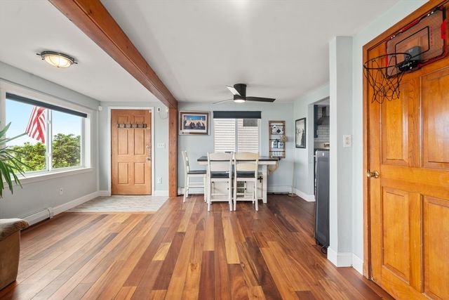 61 Edgewater Dr, Quincy, MA 02169