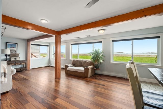 61 Edgewater Dr, Quincy, MA 02169